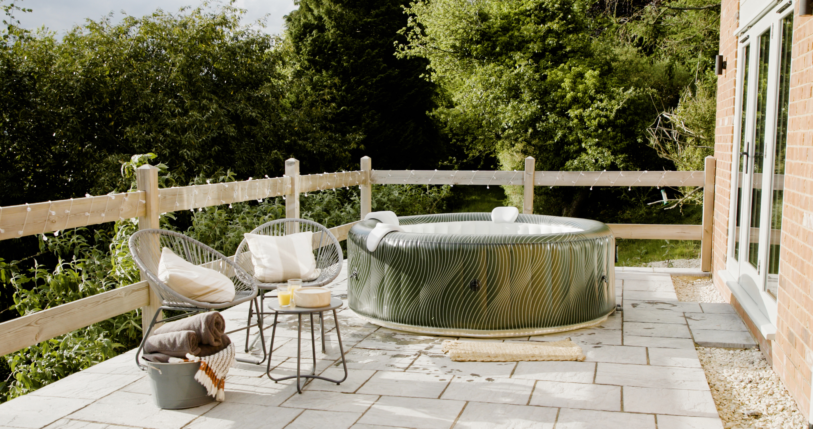 MSPA aufblasbarer Whirlpool METEOR neustes Modell 2027 inkl. UVC / LED / 164 Luftdüsen - Outdoor Pool XXL 6 Personen