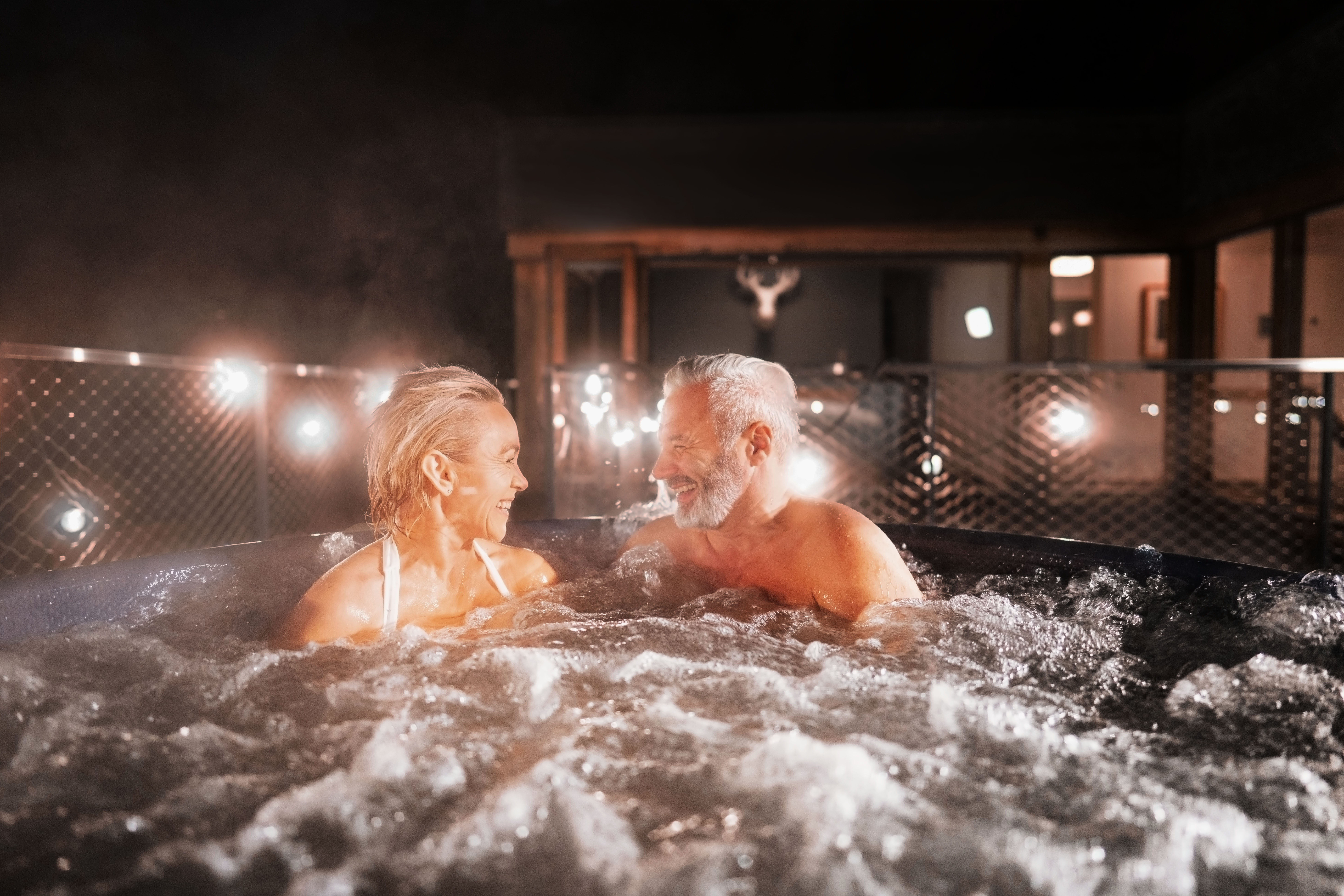 NEU! MSpa Whirlpool FRAME NAVAL 2022 inkl. APP-Steuerung DROP-STITCH Indoor & Outdoor Pool