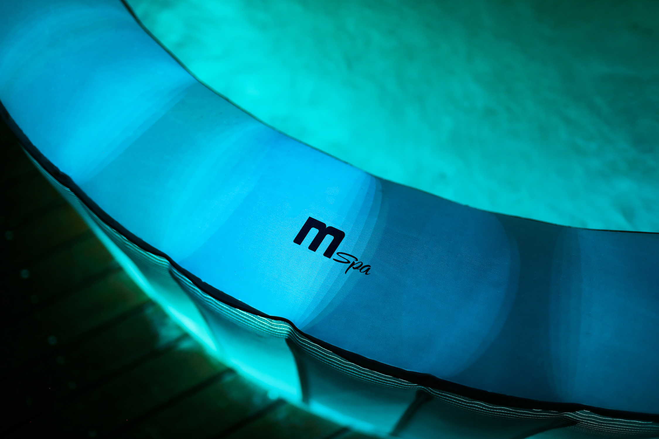 Aufblasbarer Whirlpool neu Modell 2023 MSPA Starry Outdoor Pool XXL 6 Personen LED
