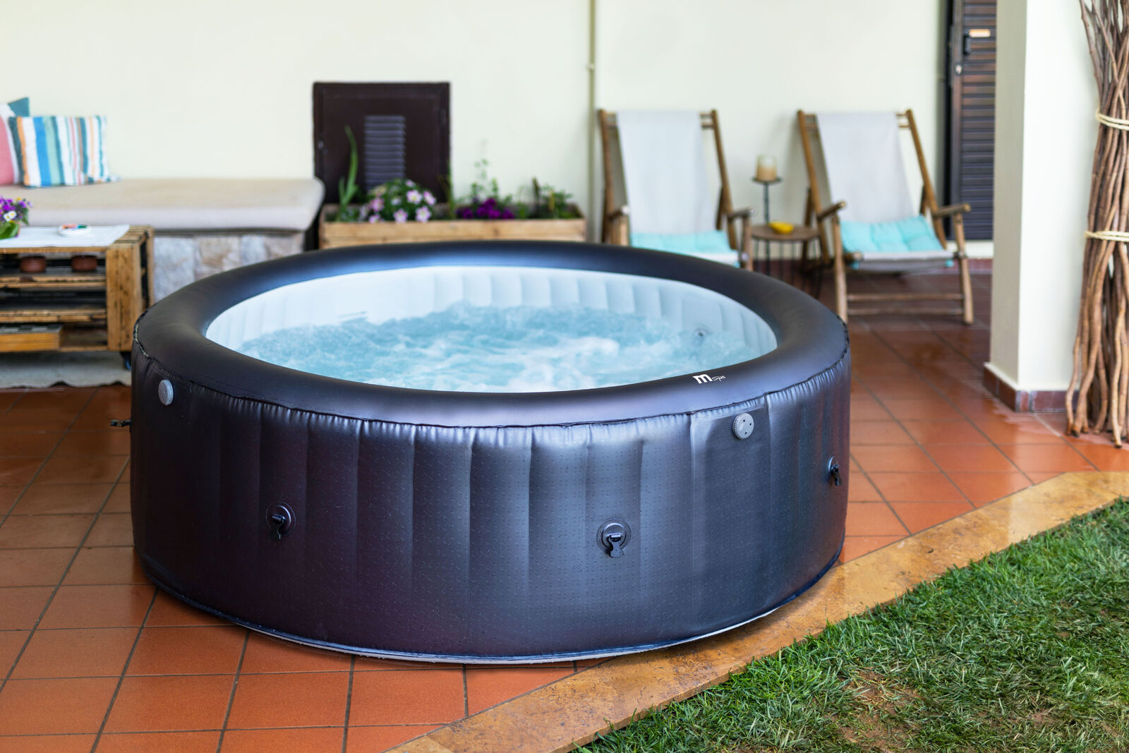 MSpa Muse  Whirlpool Carlton M-CA061 aufblasbar für 6 Personen - Indoor + Outdoor-Whirlpool