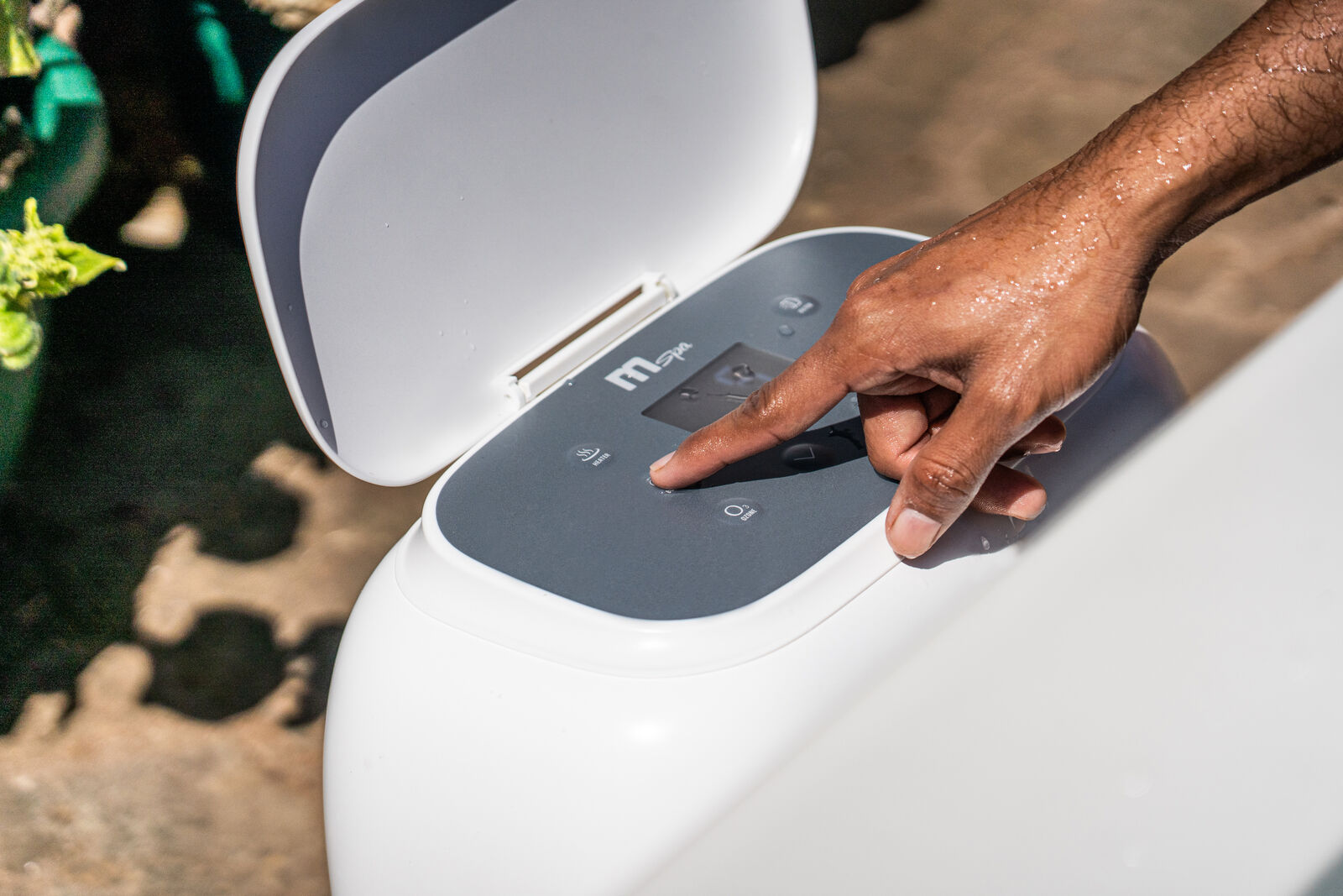 MSpa Whirlpool MONO ECO 2025 für 8 Personen XXL inkl. UVC / 144 Luftdüsen Outdoor Pool aufblasbar DWF F-MO082W