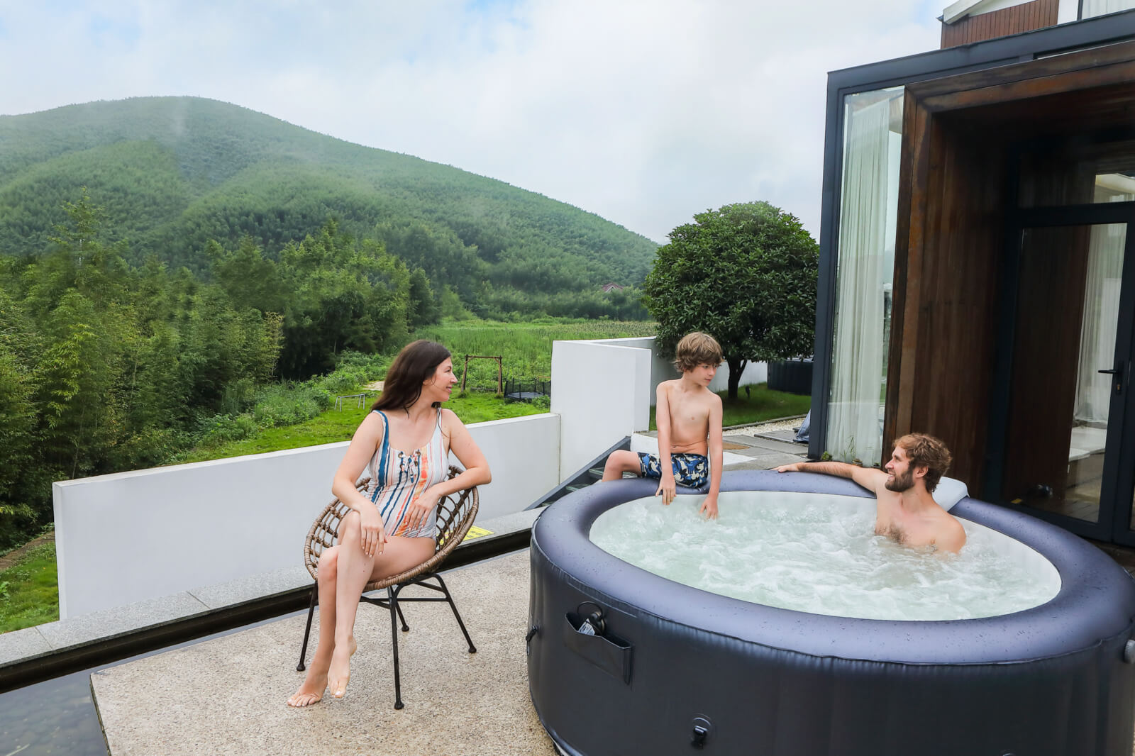 MSpa Muse  Whirlpool Carlton M-CA061 aufblasbar für 6 Personen - Indoor + Outdoor-Whirlpool