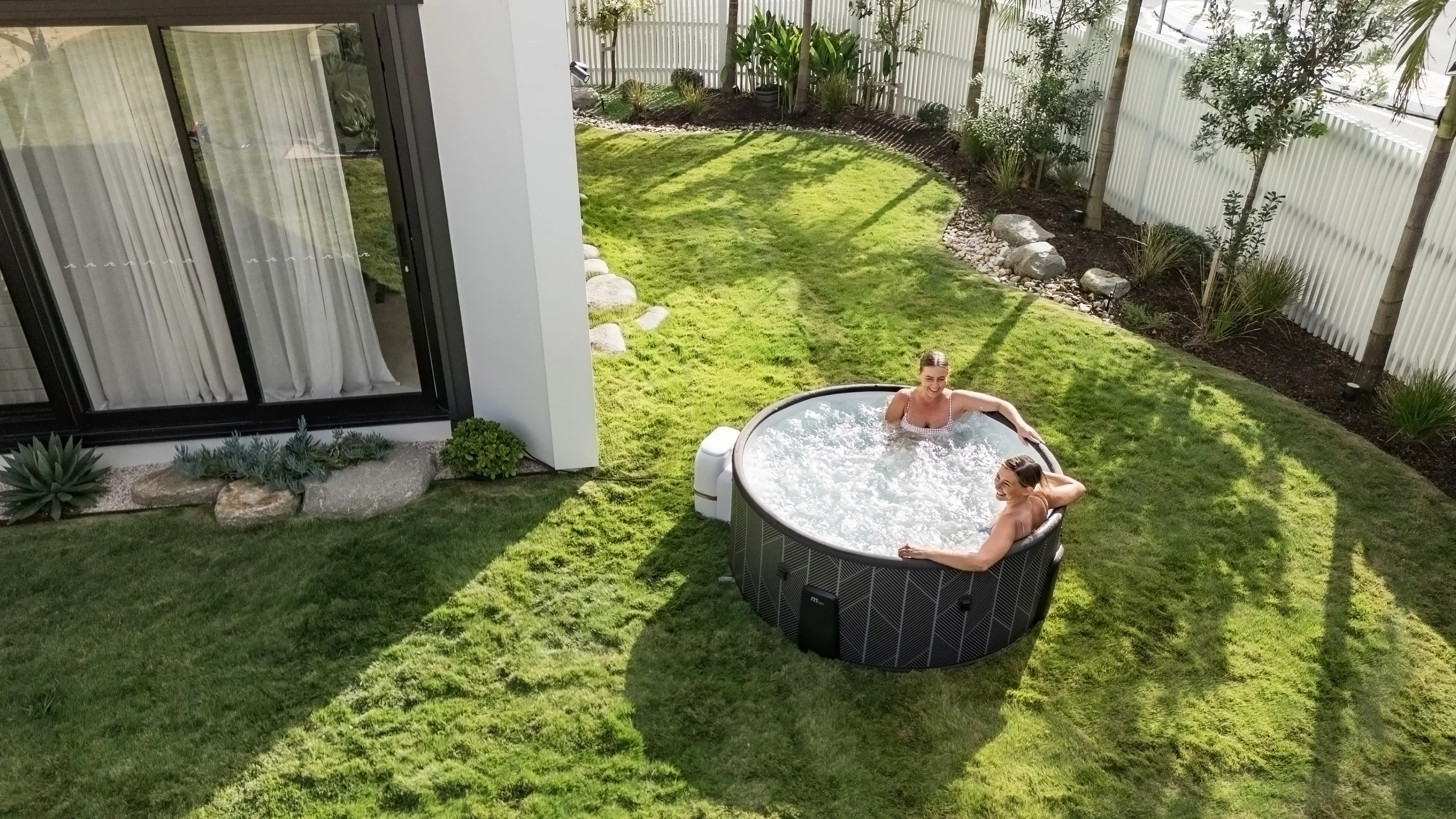 MSpa Whirlpool NOX ECO 2027 inkl. App + Hydromassagedüsen & 138 Luftdüsen - 173 cm