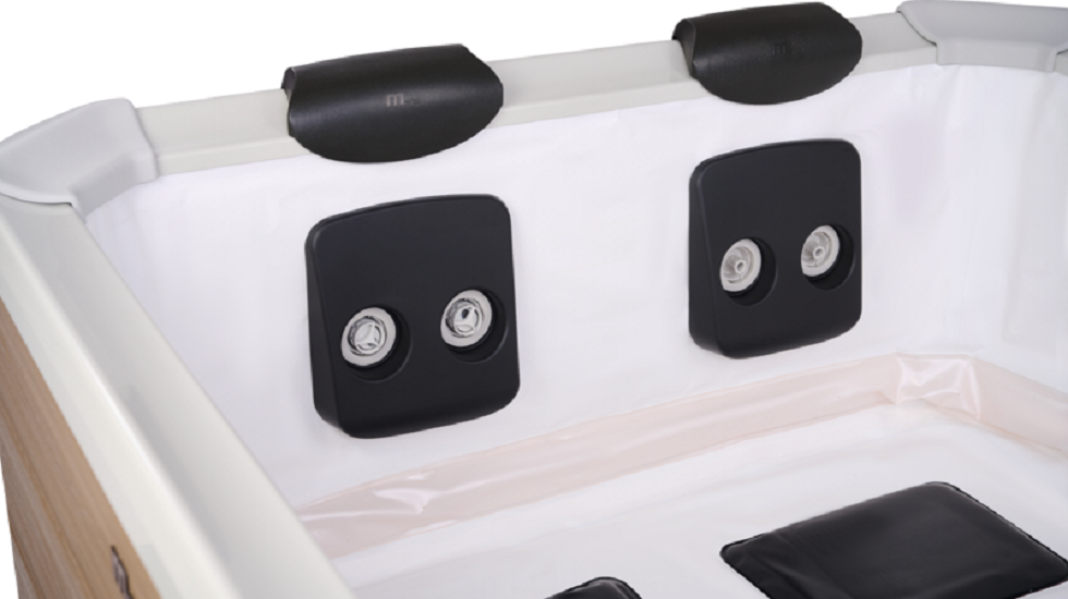 MSpa Whirlpool  Oslo AMBER Aero Modell 2027 160 cm inkl. LED, WiFi, UVC - 120 Luftdüsen, 8 Hydromassagedüsen
